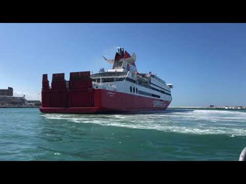 Ferry from Patras (SUPERFAST.com) Arrives to Ancona