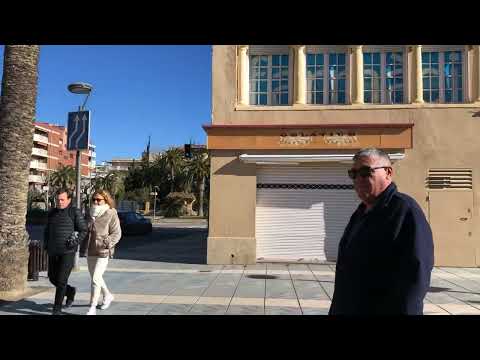 Salou Catalunya Spain 🇪🇸 Winter Walk in the Town and the Beach